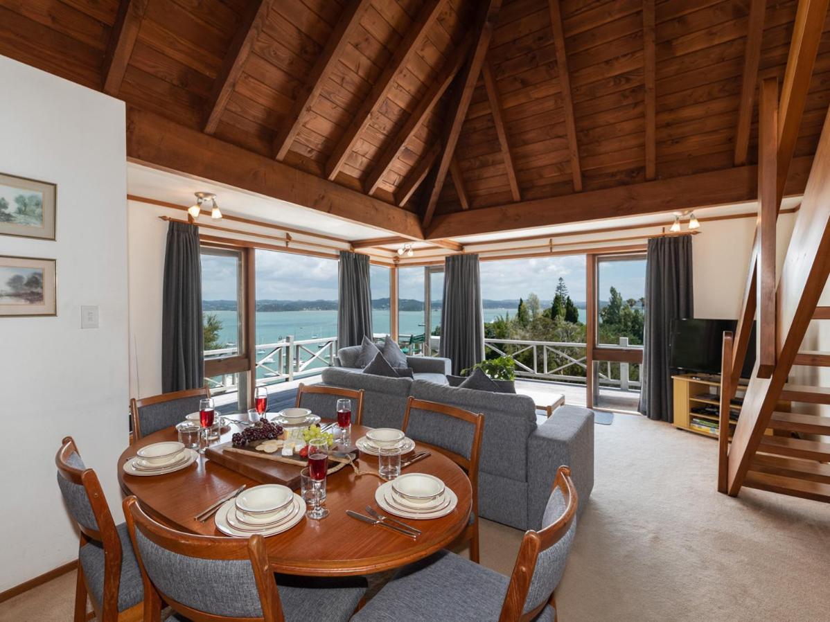 Te Maiki Escape - Russell Holiday Home エクステリア 写真