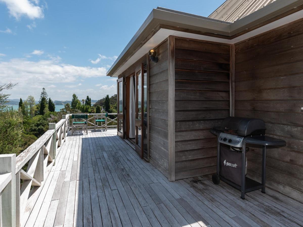 Te Maiki Escape - Russell Holiday Home エクステリア 写真