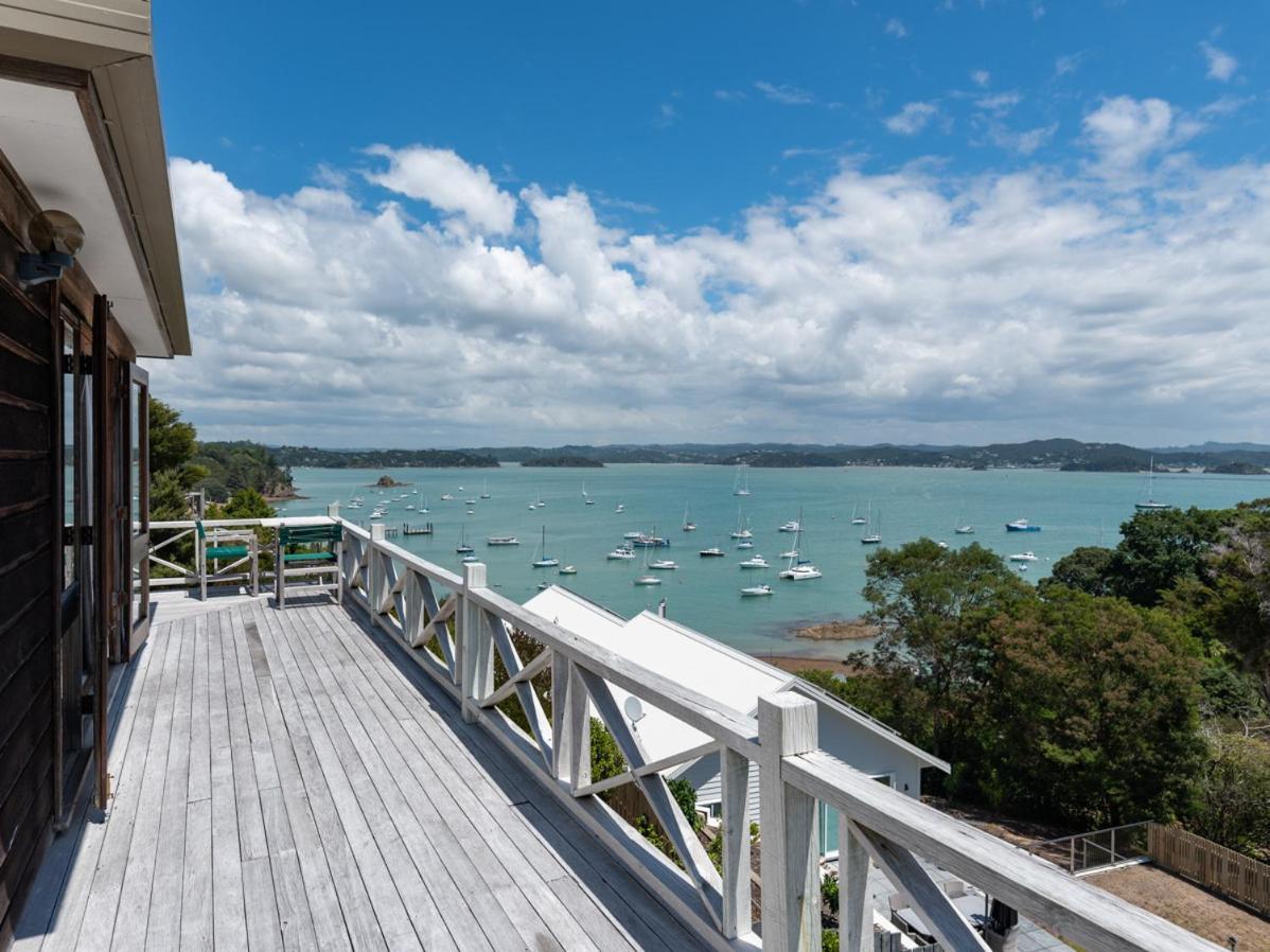Te Maiki Escape - Russell Holiday Home エクステリア 写真